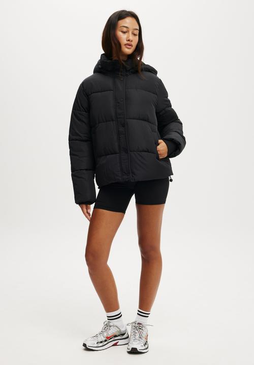 Cotton On - The Mother Puffer Removable Hood Jacket - Black