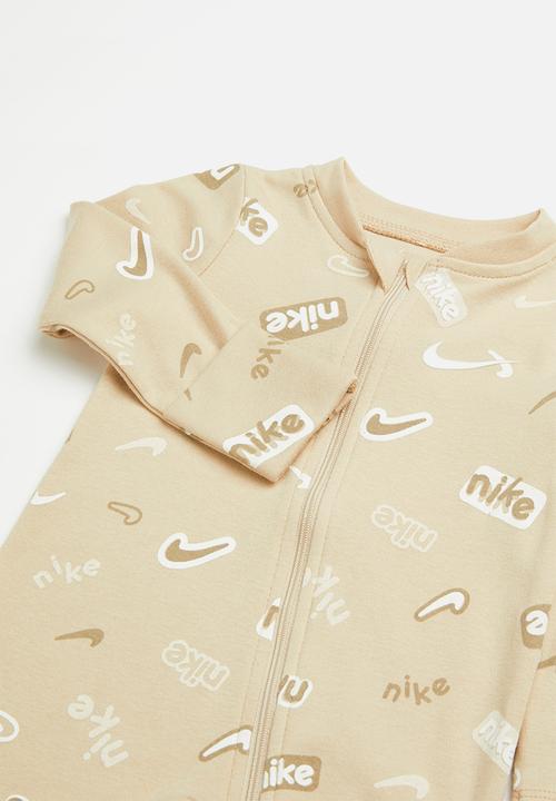 Nike - Nike footed coverall - sanddrift