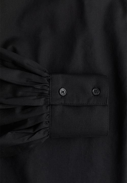 H&M - Balloon-sleeved blouse - black