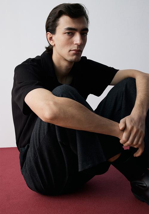 H&M - Regular fit knitted resort shirt - black