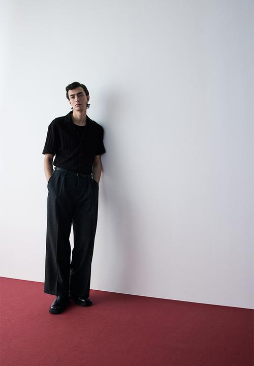 H&M - Regular fit knitted resort shirt - black