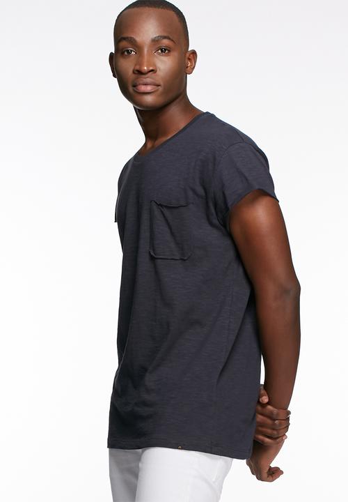 ADPT. - Hall tee