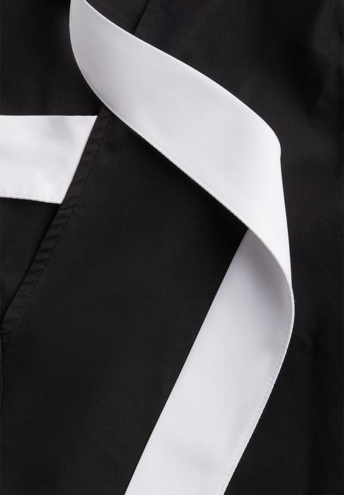 H&M - Lyocell-blend tie-detail blouse - black