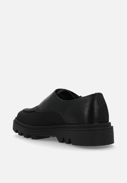 MAZERATA - Vinchey 57 nubuck - black
