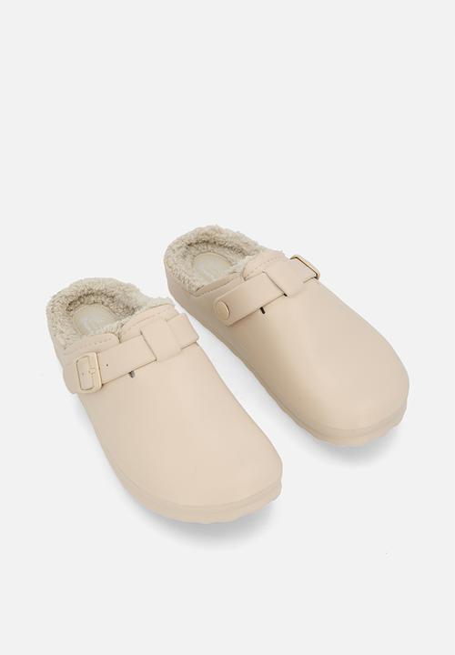 Hush Puppies - Soft desi fur mule - neutral