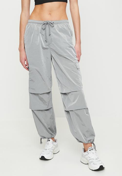 Reebok - Studio Style Cargo Pant-Metallic Silver