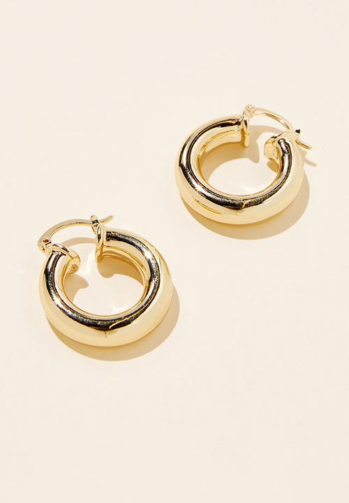 Rubi - Large hoop earring- gold plated tube