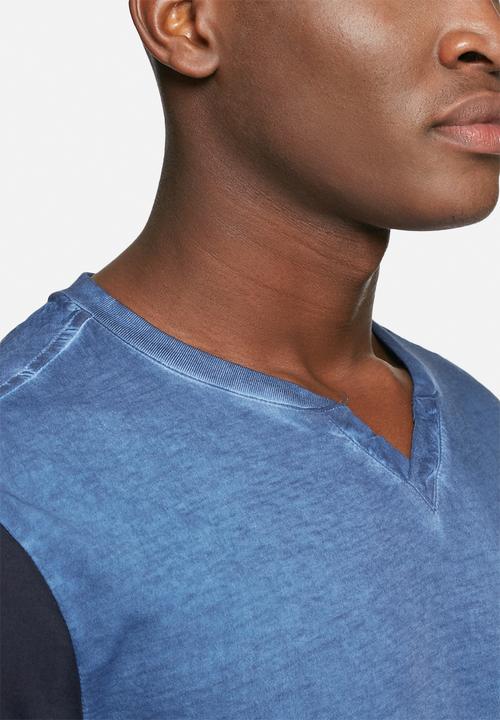 GUESS - Metallic crew tee