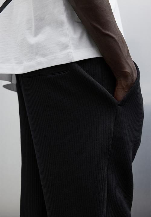 H&M - Regular fit ribbed joggers - black