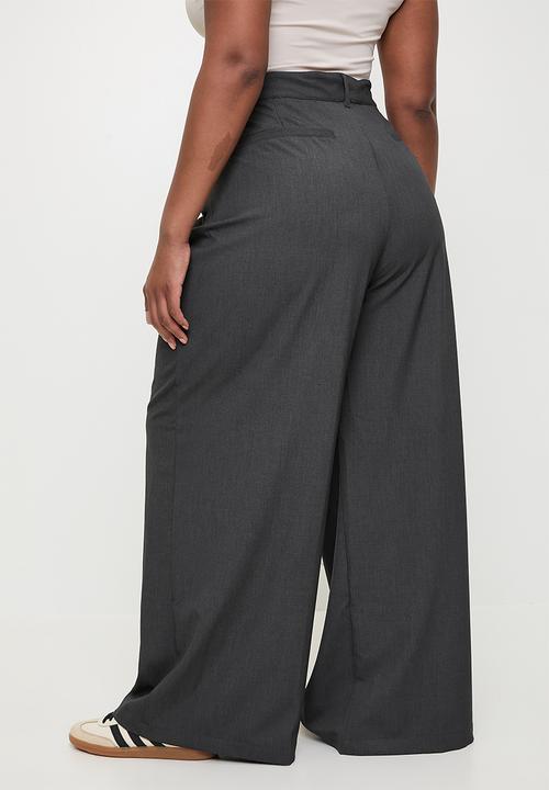 Cotton On - Plus  izzy pleated suiting pant - charcoal