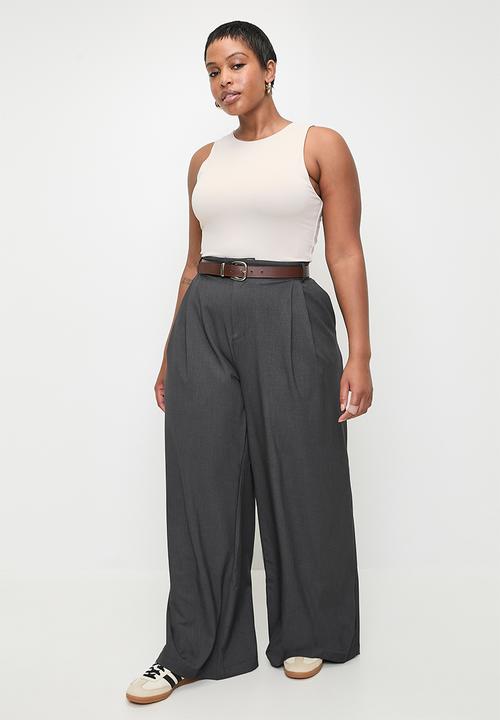 Cotton On - Plus  izzy pleated suiting pant - charcoal