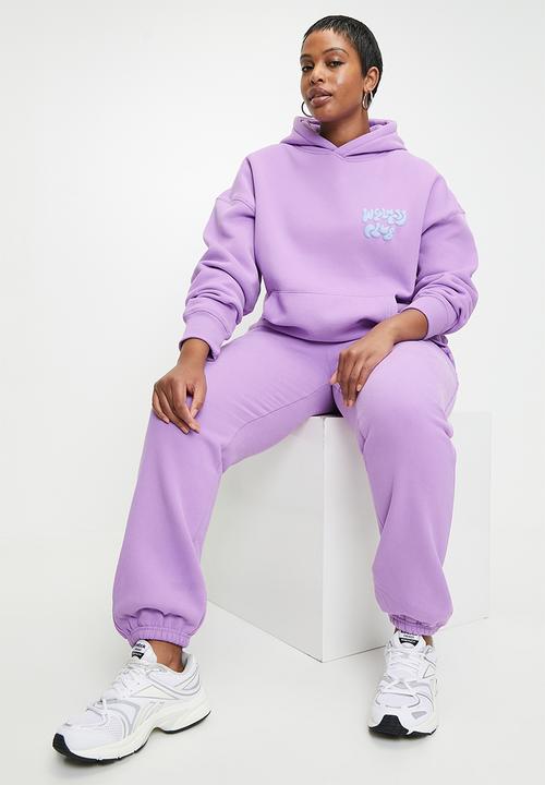 Cotton On - Plus Plush Essential Gym Sweatpant - Cyber Grape