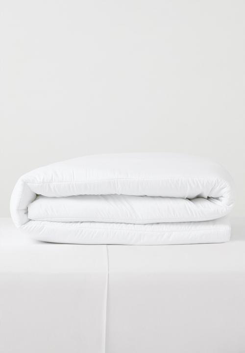 Sixth Floor - 5 Tog Hollowfibre Duvet Inner bale Set
