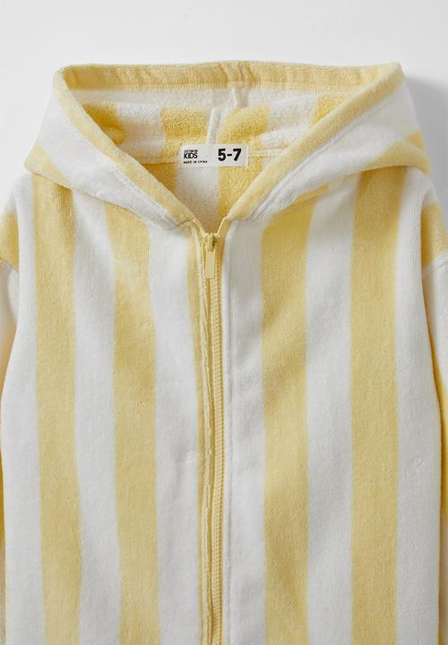 Cotton On - Kids zip thru hooded towel - baby yellow/bold stripe
