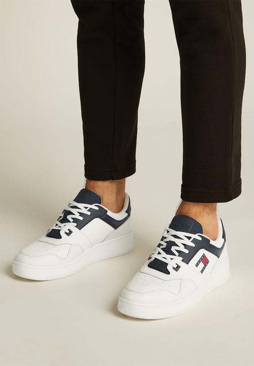 Tommy Hilfiger - Tjm Retro Basket Ess - Navy & White 