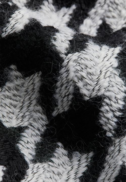 H&M - Mini skirt - white dogtooth-patterned