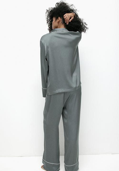 H&M - Satin pyjamas - grey-green