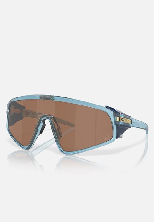 Oakley - Latch Panel - Transparent Stonewash-Grey