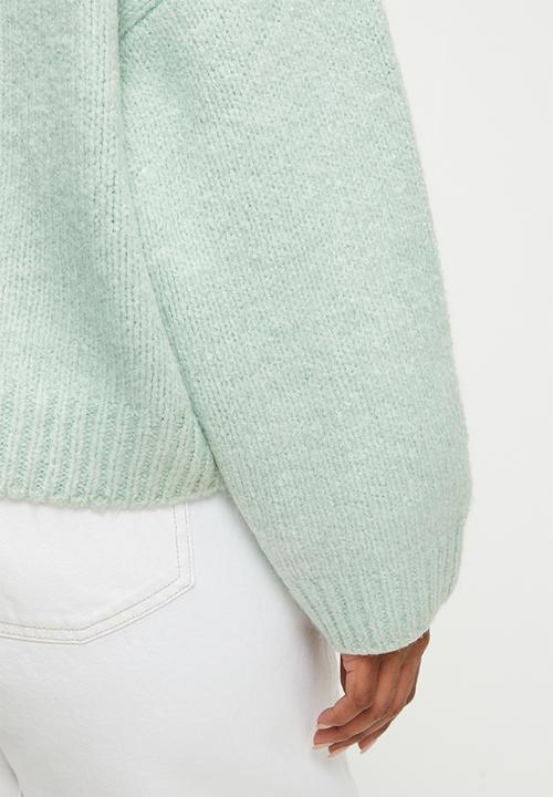 Cotton On - Plus luxe v-neck pullover - meadow mist