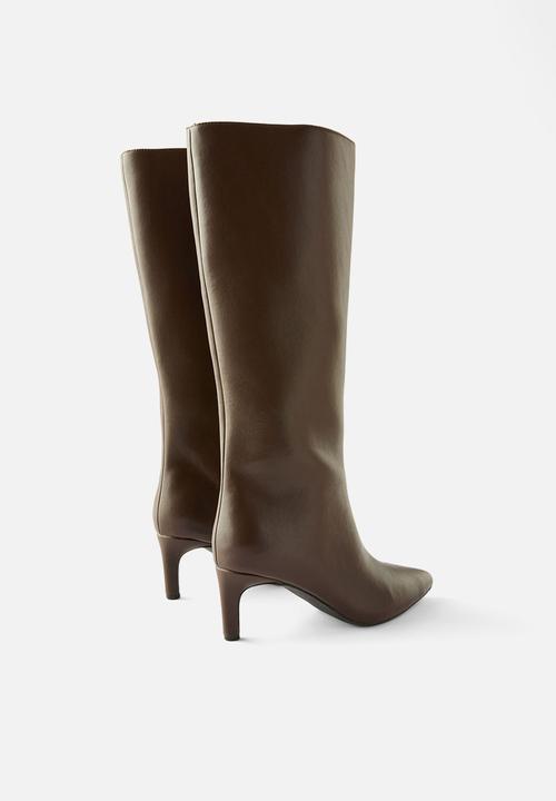 Cotton On - Sofia tall stiletto boot - choc smooth