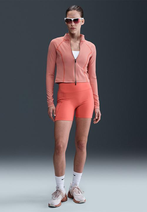nike women's fitted jacket