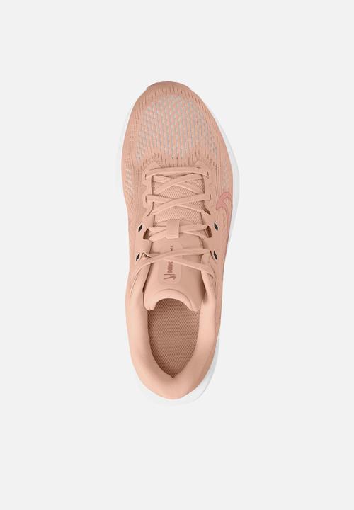 Nike - Nike Quest 6