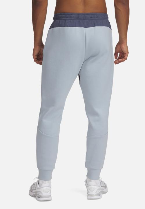 Under Armour - UA Unstoppable Fleece Jogger  - Downpour Gray / Harbor Blue / Black