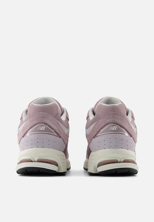 New Balance  - U2002R v1