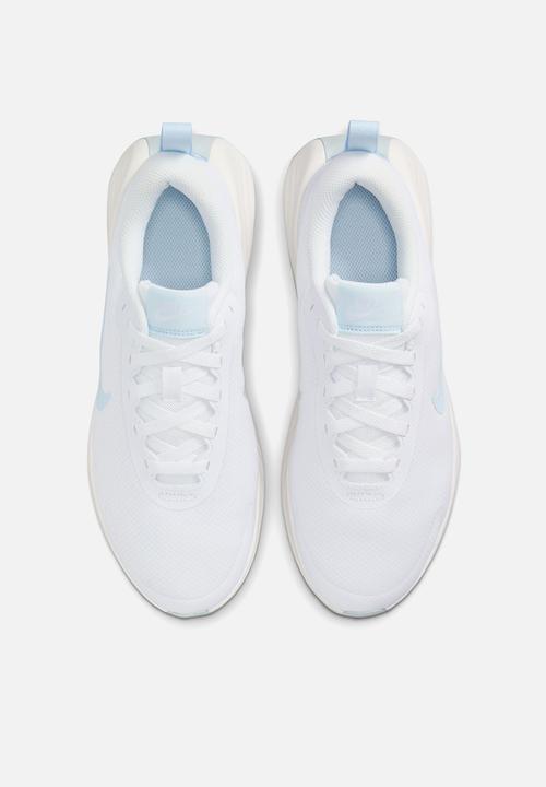 Nike - Nike Promina