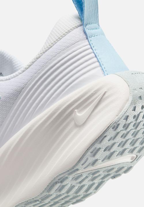 Nike - Nike Promina
