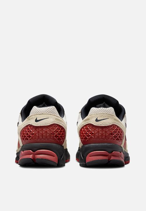 Nike - Nike Zoom Vomero 5