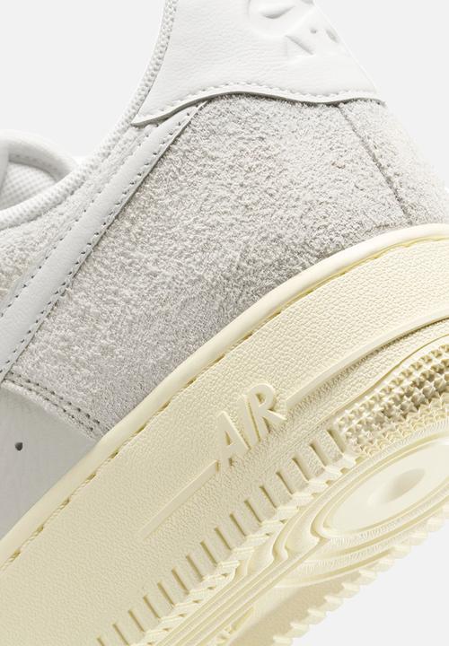 Nike - Nike Air Force 1 '07 LX