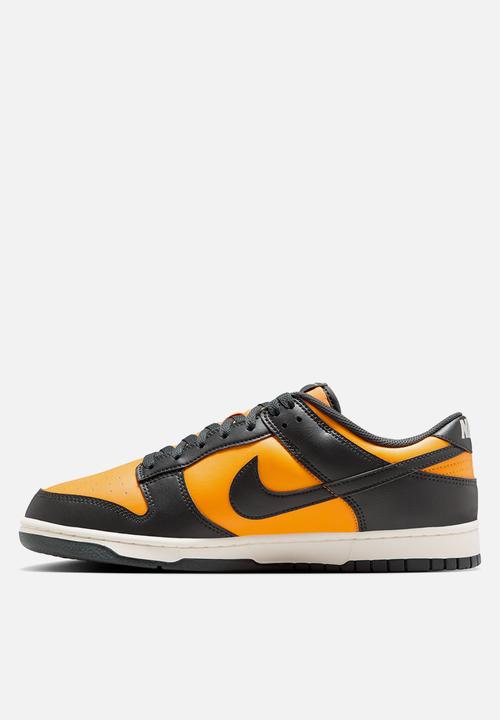 Nike - NIKE DUNK LOW RETRO