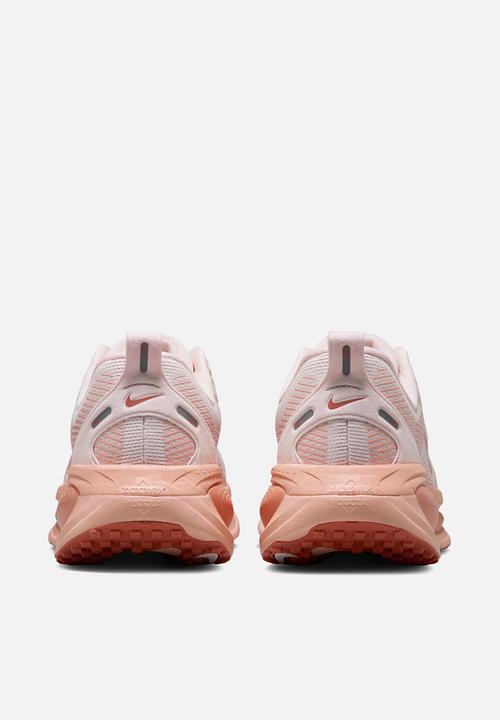 W NIKE VOMERO 18 - LIGHT SOFT PINK/MADDER ROOT