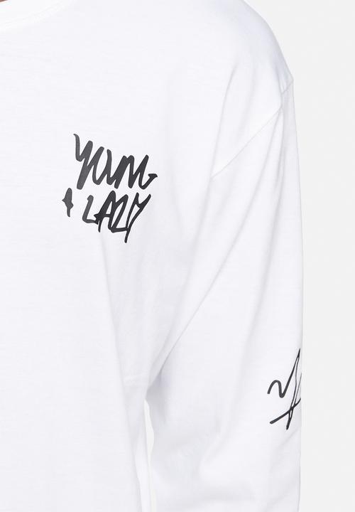 Young and Lazy - Graffiti tee