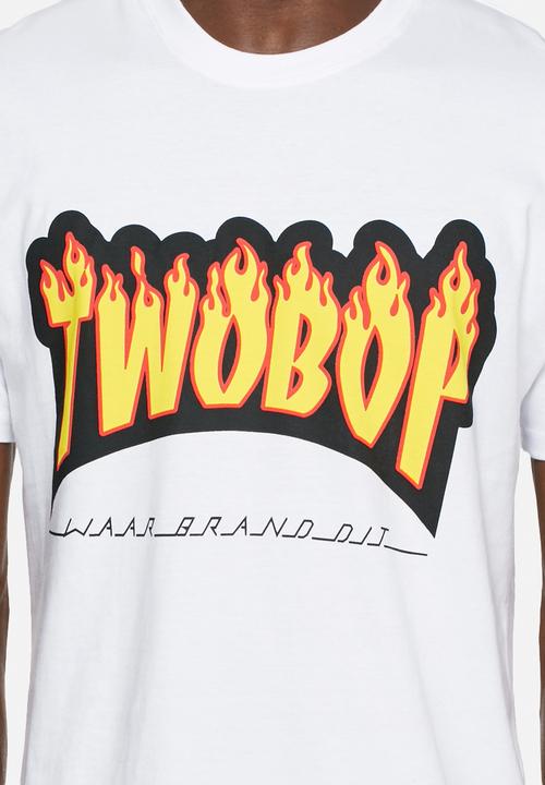 2Bop - Waar brand dit flame tee