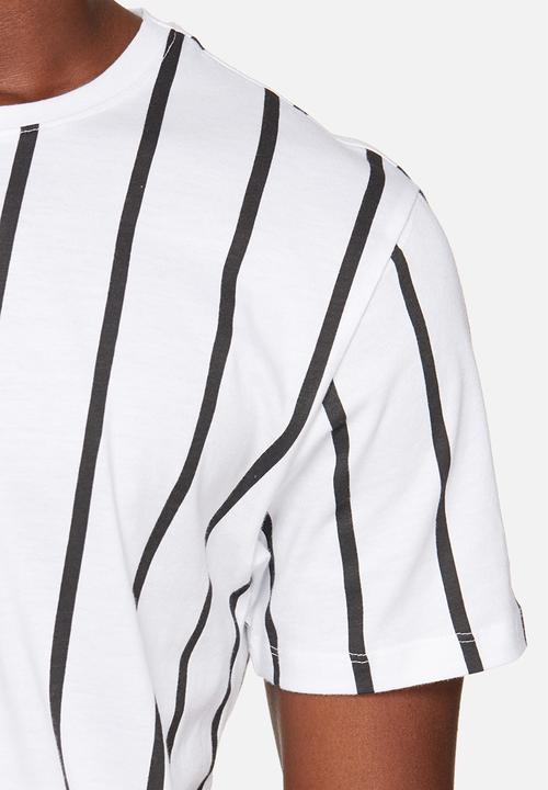 Only & Sons - Vertical tee