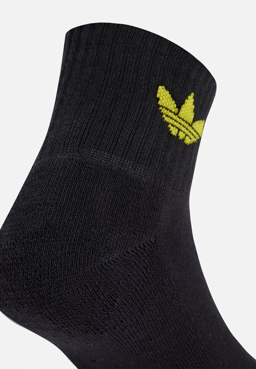 adidas Originals - adidas Originals x Smiley Mid Ankle Socks 2 Pairs - White