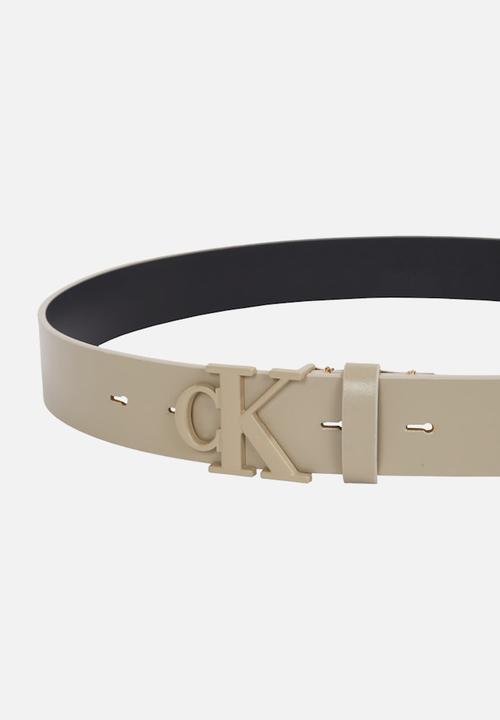 Calvin Klein - Monogram tonal plaque belt 30mm - crockery