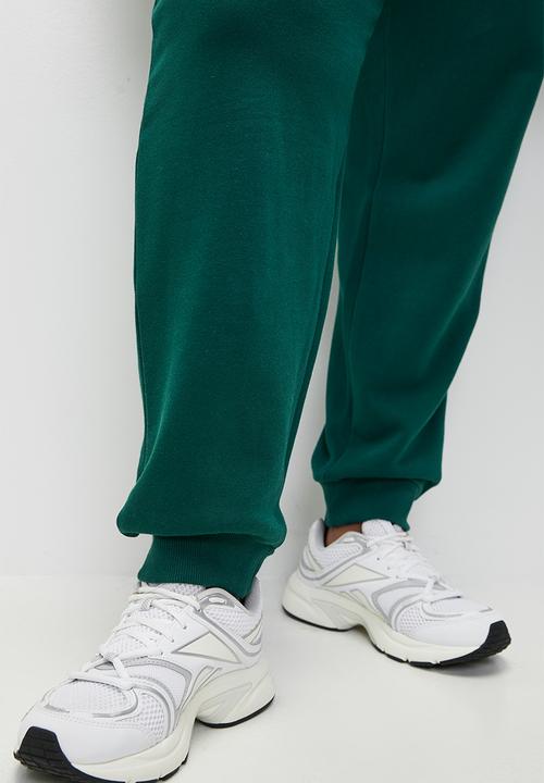 FILA - Plus Tilly Sweatpants - Botanical Garden