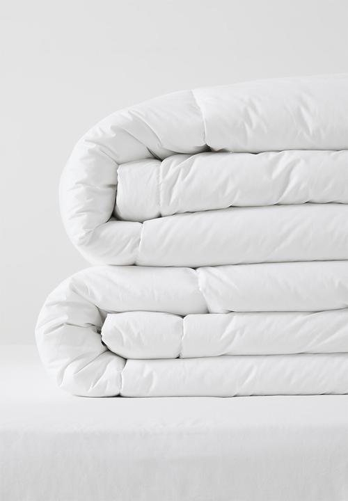 Sixth Floor - 13 Tog All seasons Microfibre 3 in 1 - white
