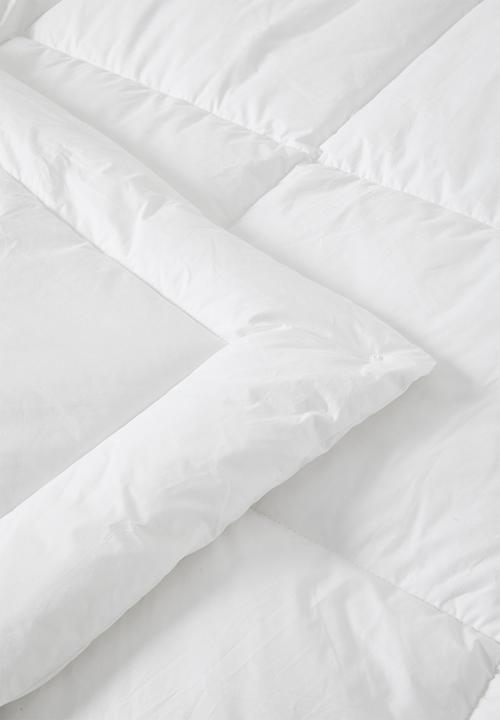Sixth Floor - 13 Tog All seasons Microfibre 3 in 1 - white