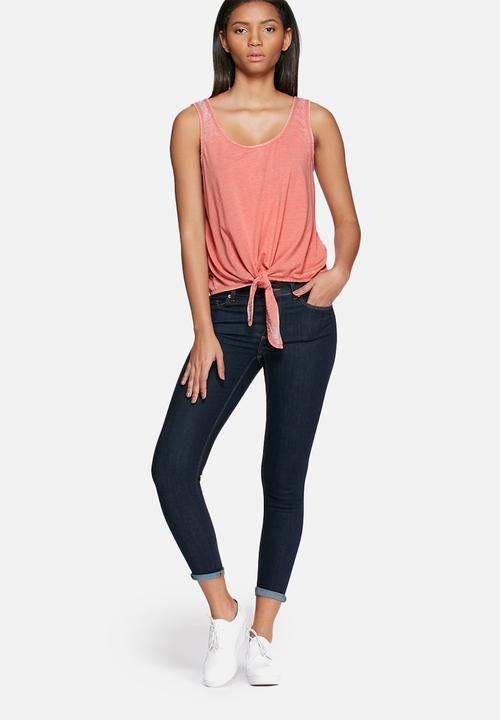 ONLY - Kongo tie top