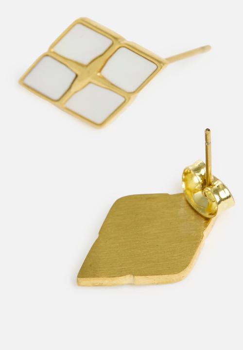 Zoe on Trend - Diamond design earrings - gold