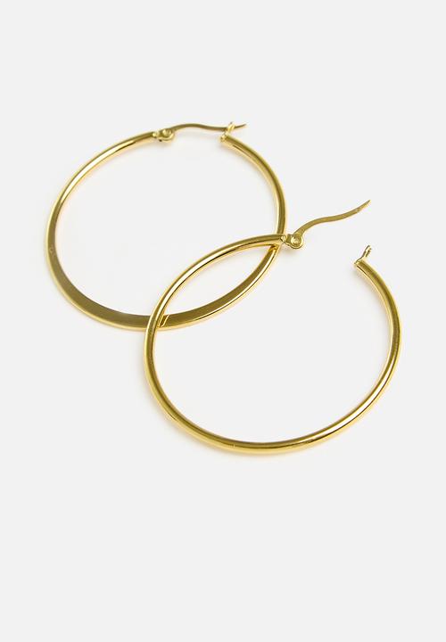 Zoe on Trend - Large trend hoop earrings - gold