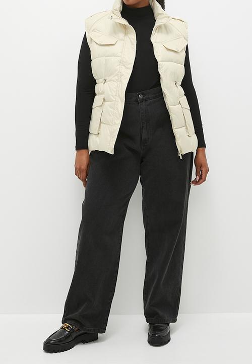 dailyfriday - Ted sleeveless puffer - ecru2