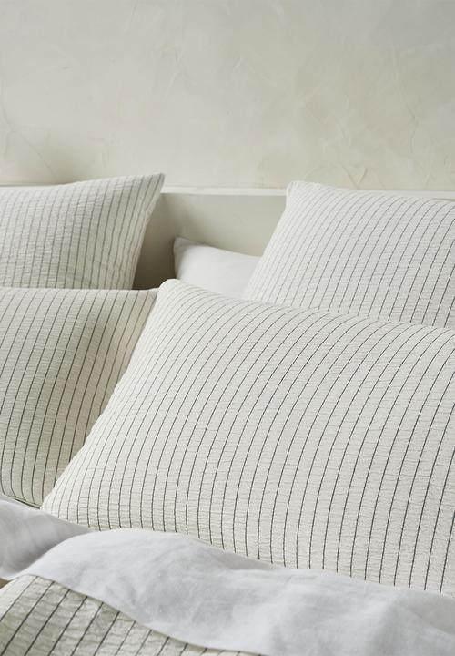 Linen House - Chiltern Duvet Cover Set - Vanilla 