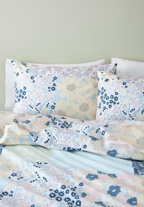 Linen House - Dorothy Duvet Cover Set - Blue