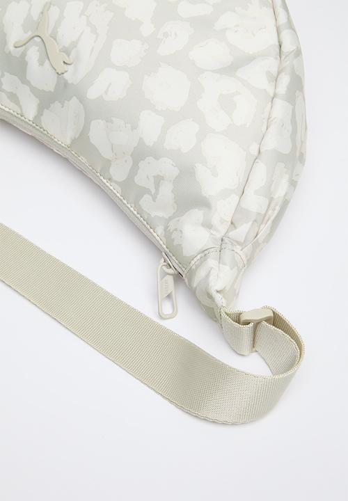 PUMA - Pop half half moon bag - cream