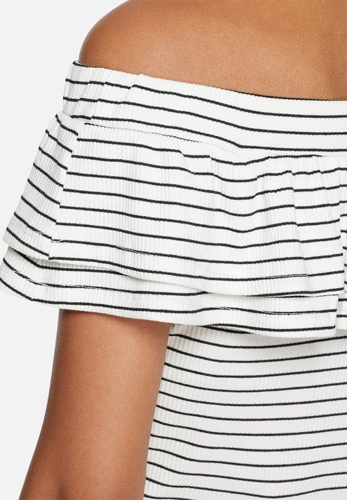 Vero Moda - Nohi frill off shoulder top